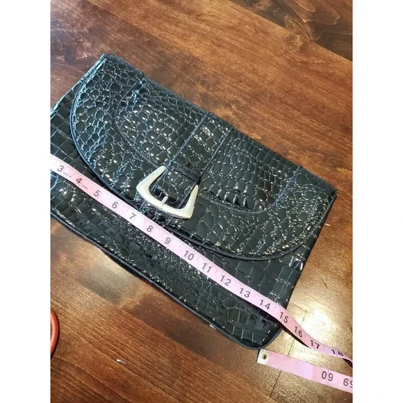 White House Black Market Black Croc Purse Clutch Handbag Silver Buckle Large - Picture 6 of 8